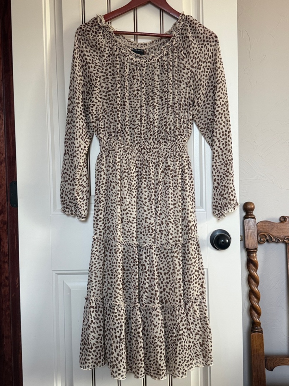 Beige & BrownPrint Long Sleeve Tiered Midi Dress & Elastic Waist,  Lined Size 8